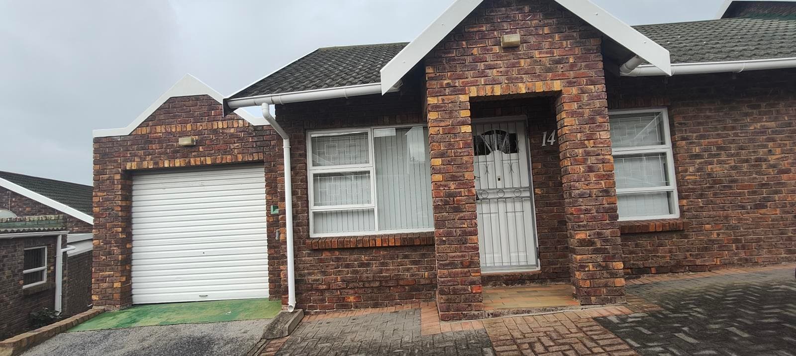 2 Bedroom House in Port Elizabeth Central