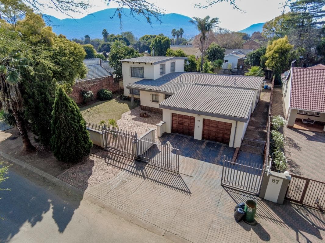 4 Bedroom House in Melodie