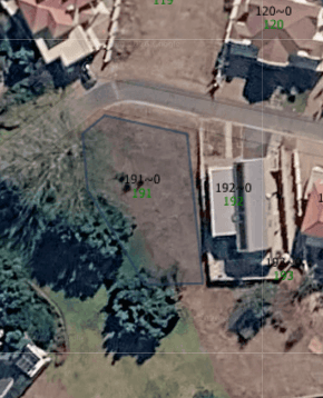 699 m² Land available in Kosmos Ridge