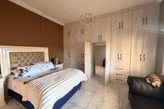 4 Bedroom House in Kimberley North