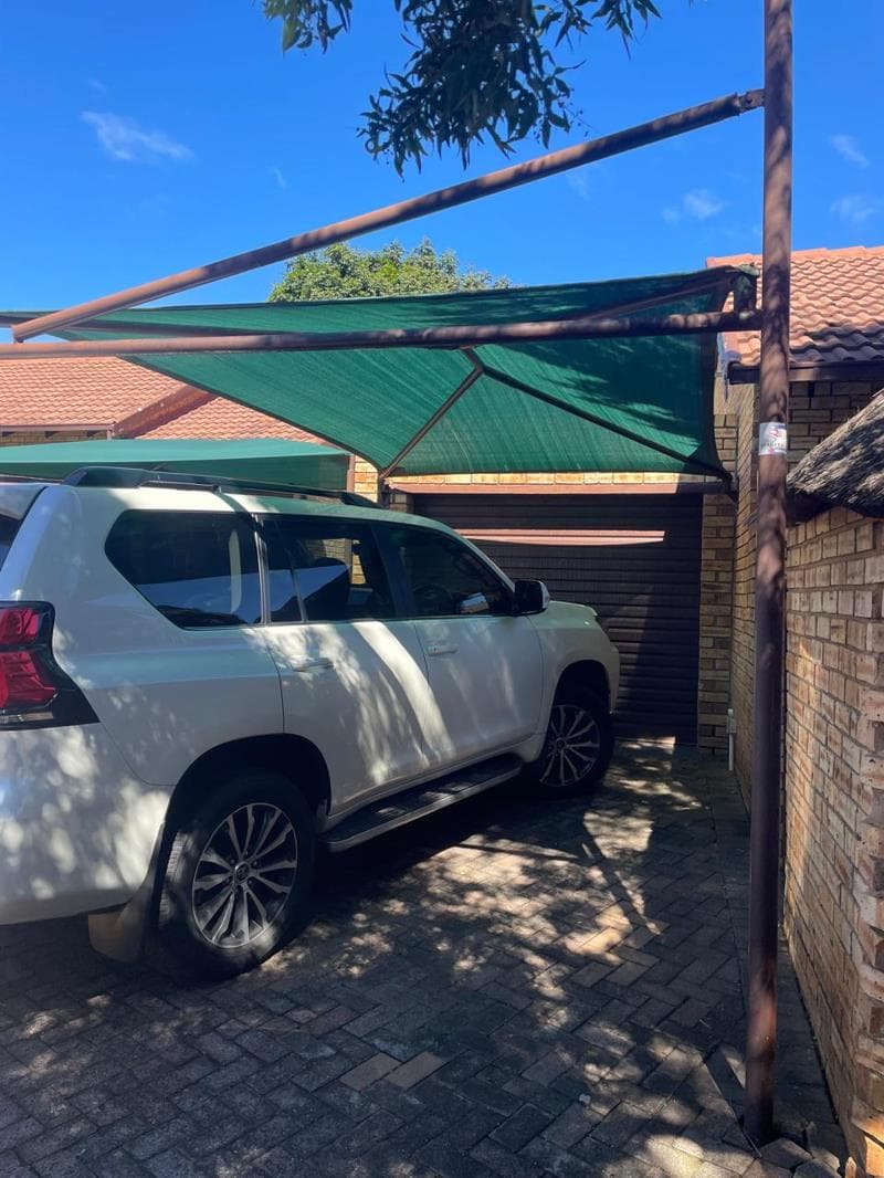 2 Bedroom Townhouse in Safari Gardens
