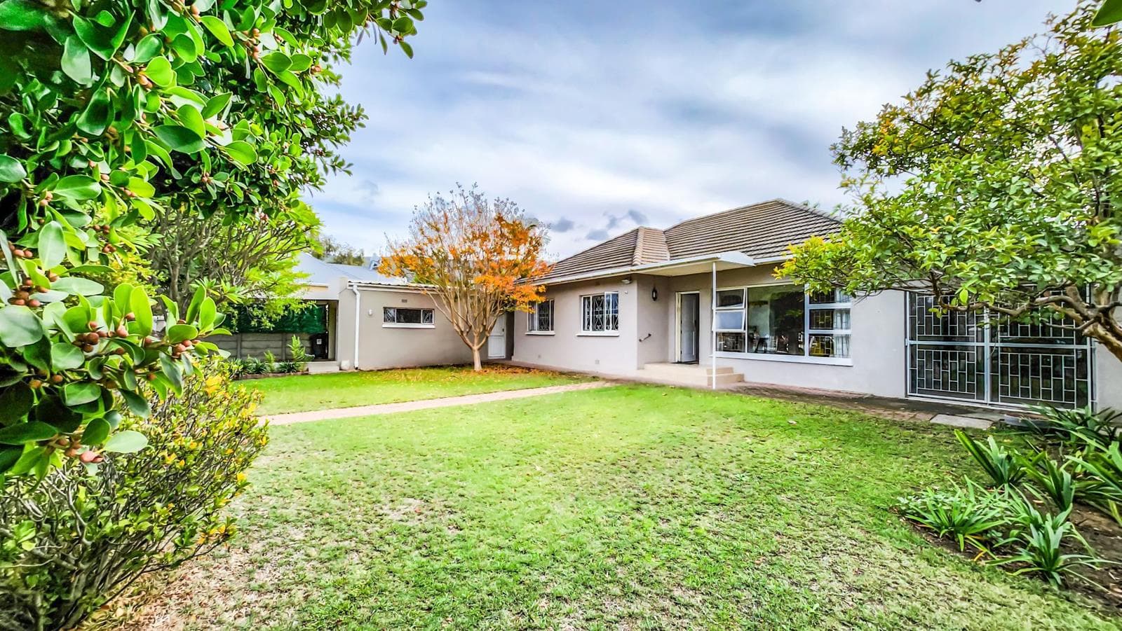 3 Bedroom House in Paarl Central