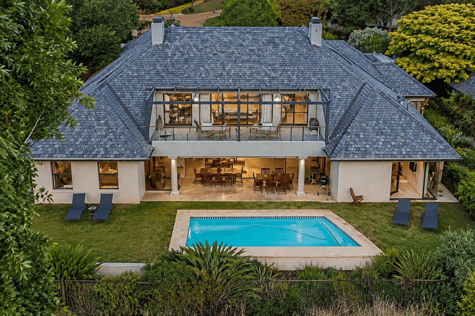 4 Bedroom House in Klein Drakenstein