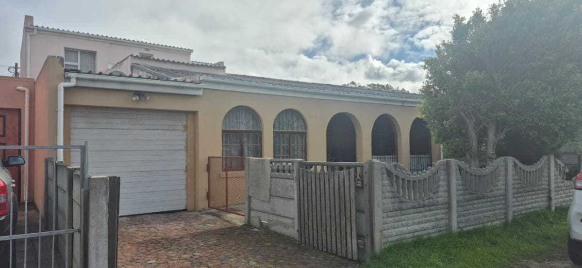 Property for sale in Retreat