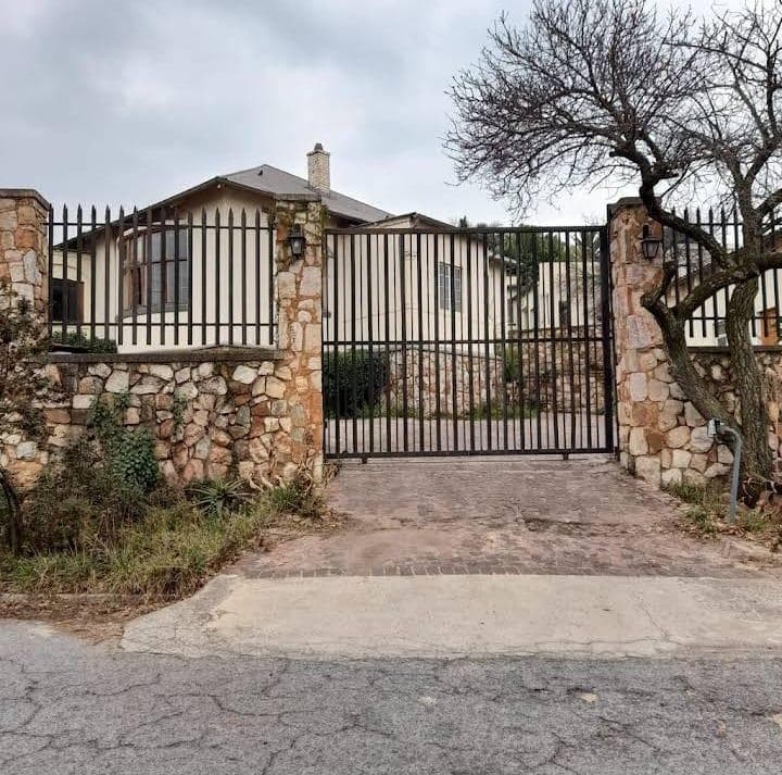 2 Bedroom House in Johannesburg CBD
