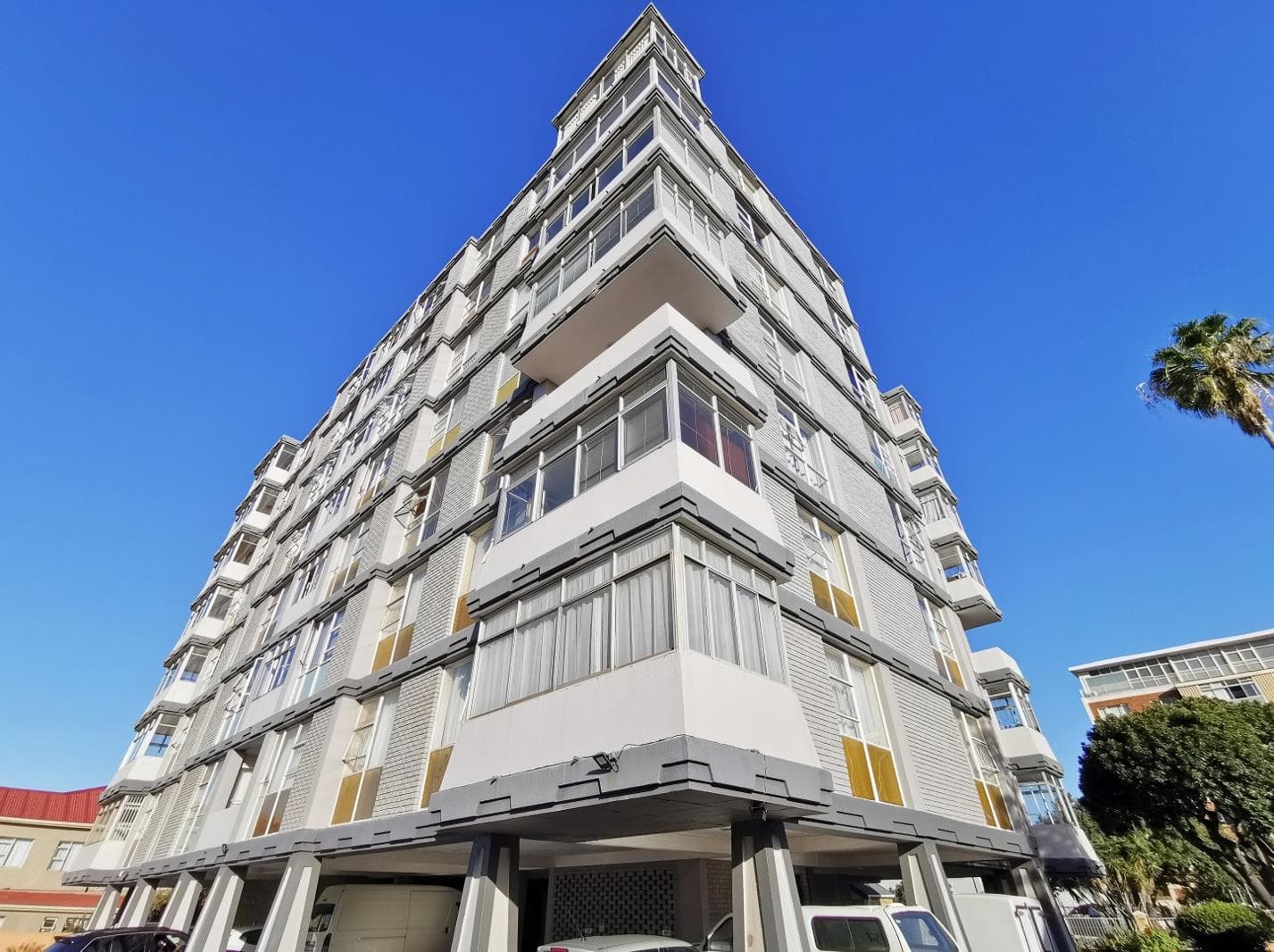 2 Bedroom Apartment in Richmond Hill
