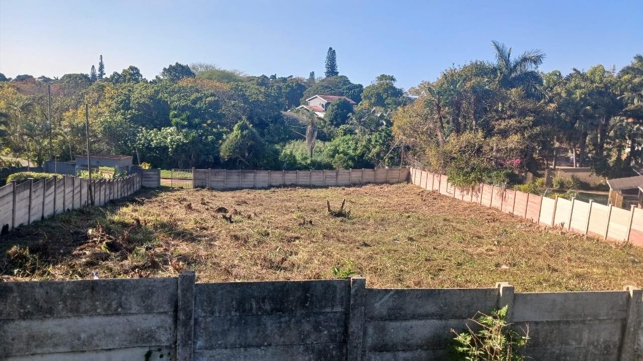 1 478 m² Land available in Uvongo