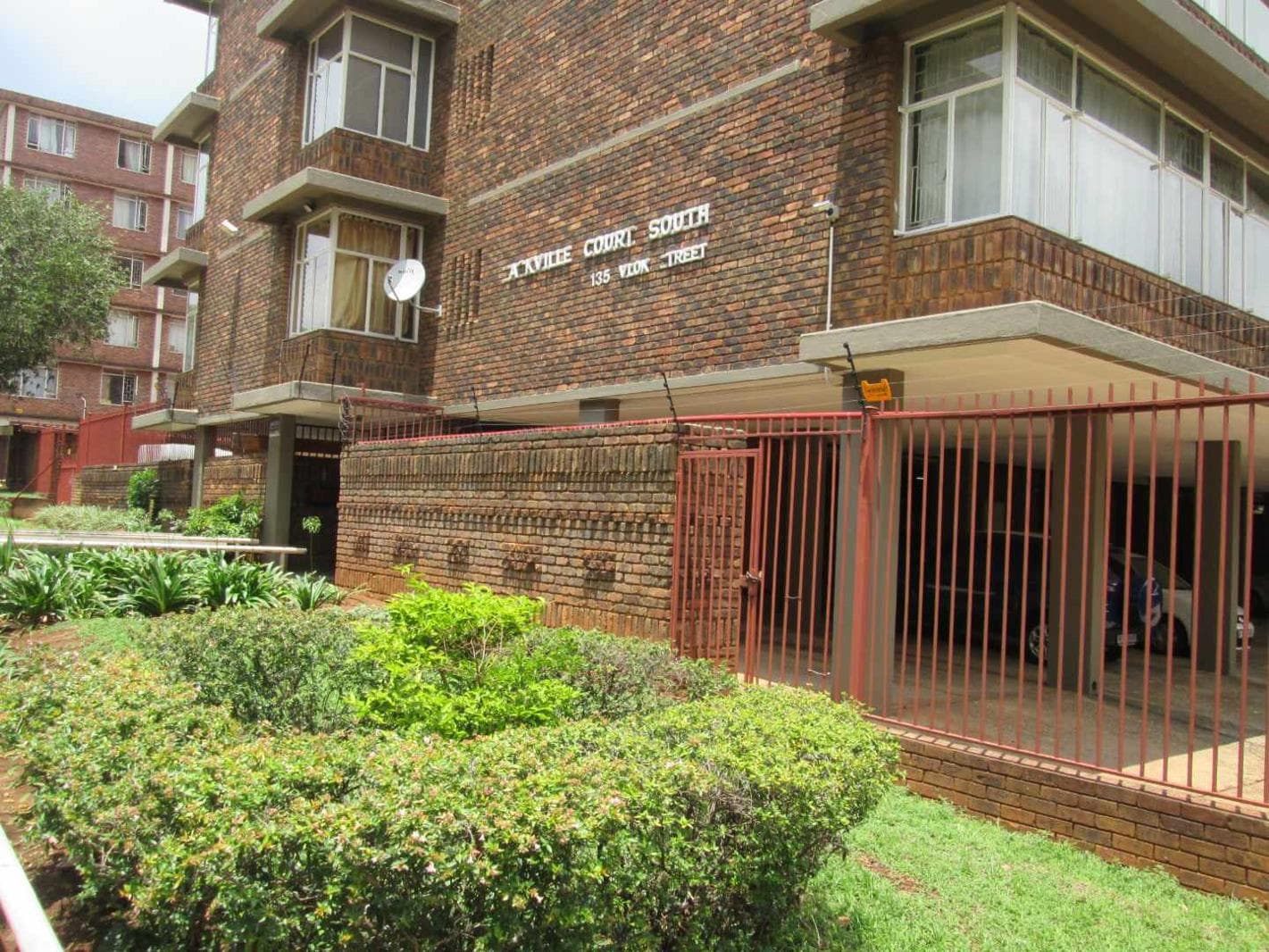 2 Bedroom Apartment in Sunnyside