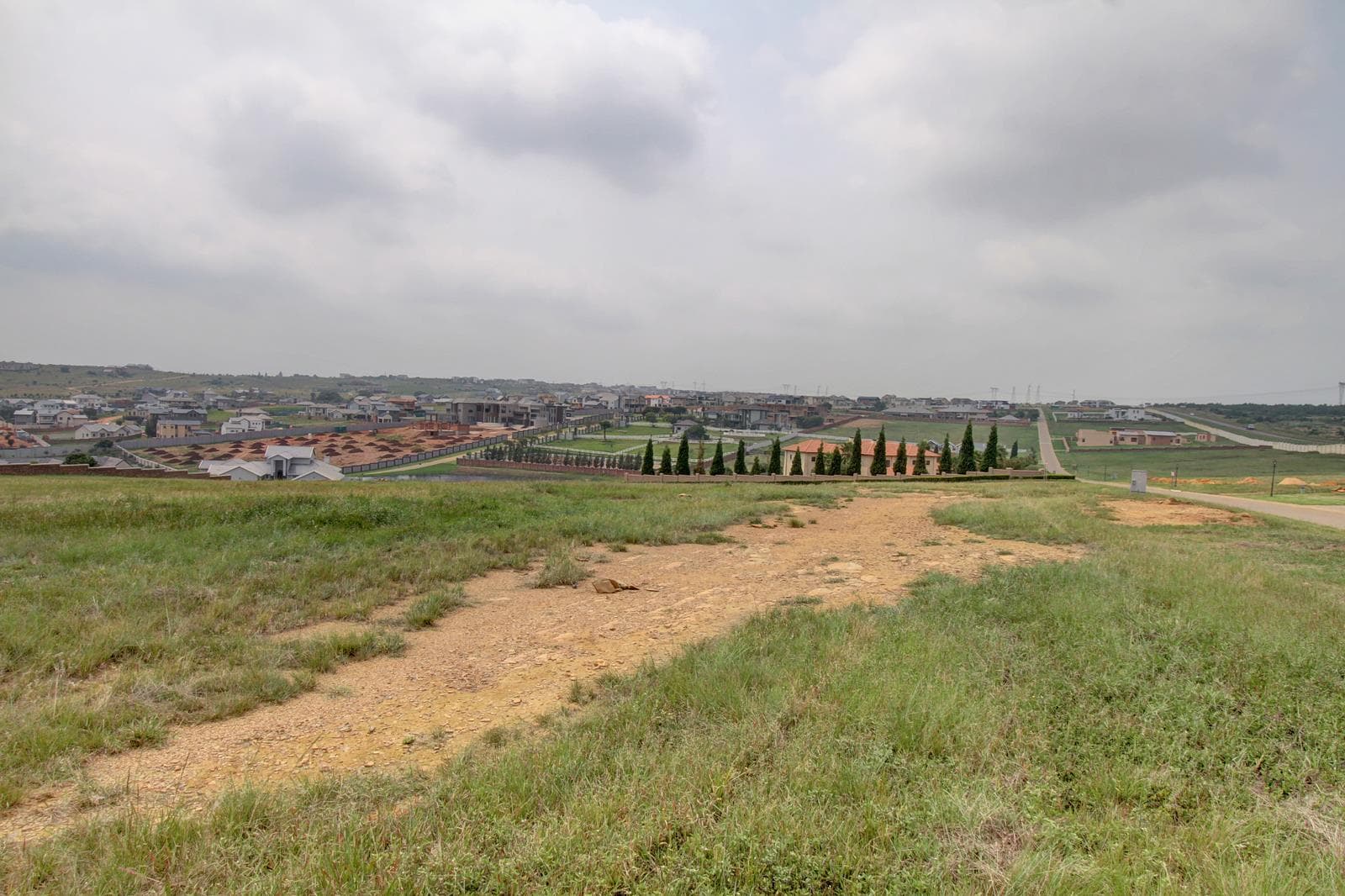 9 036 m² Land available in Mooikloof Glen Estate