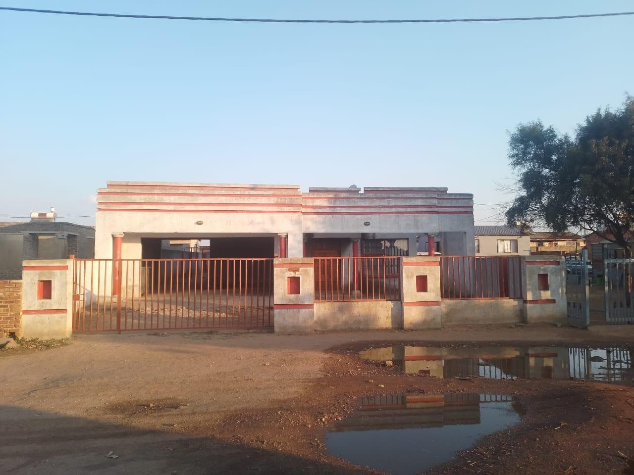 3 Bedroom House in Rust Ter Vaal