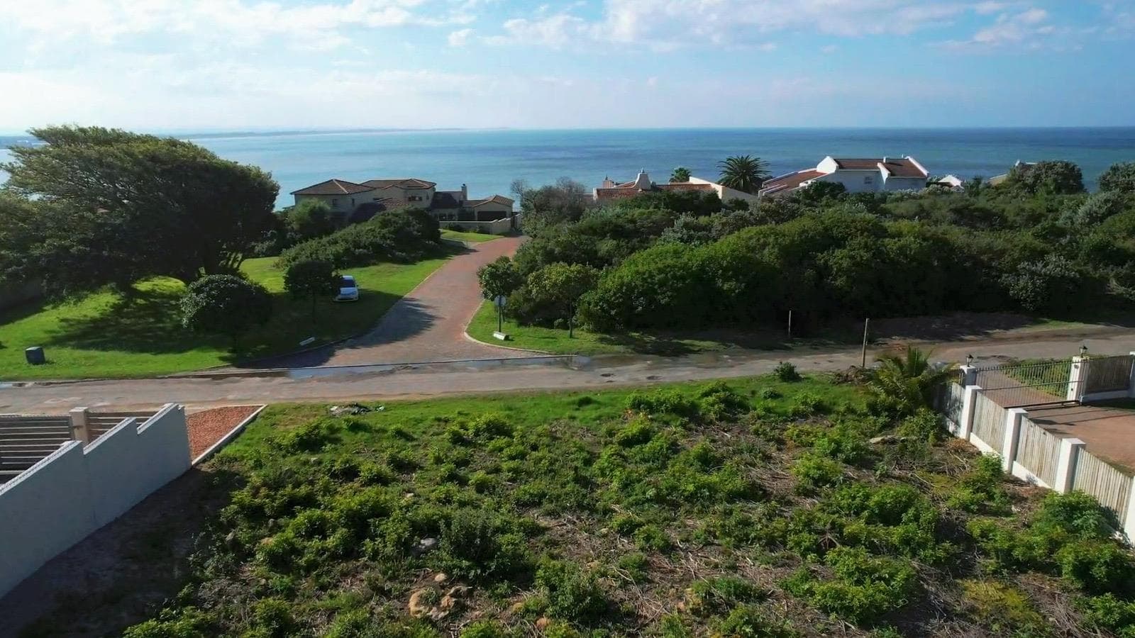 963 m² Land available in Santareme
