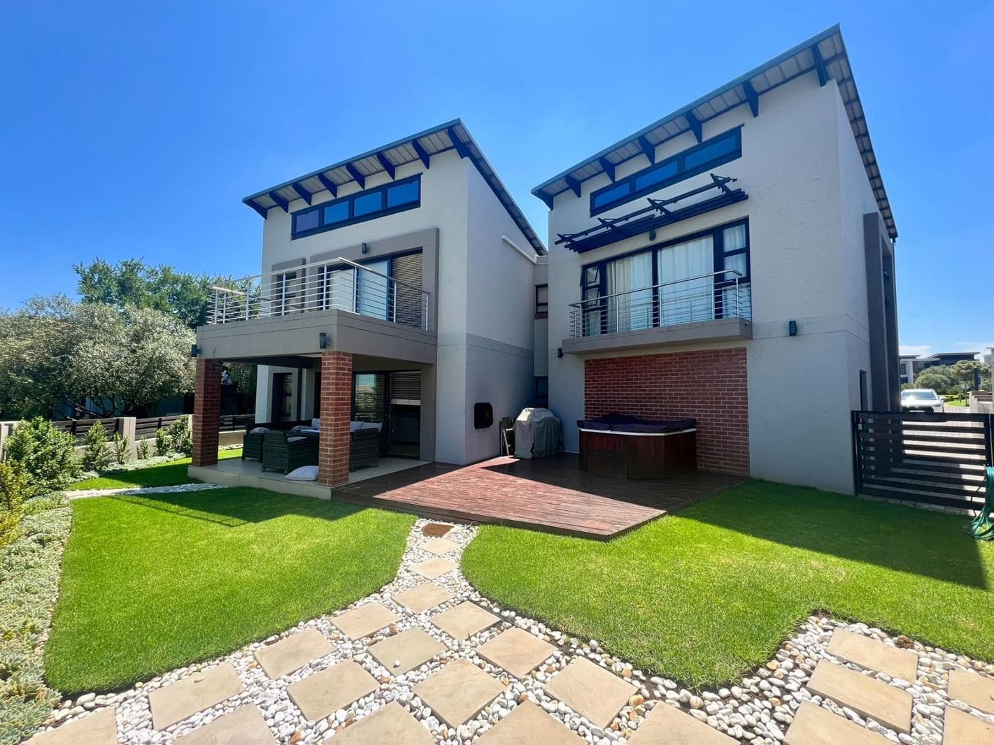 4 Bedroom House in Copperleaf Estate