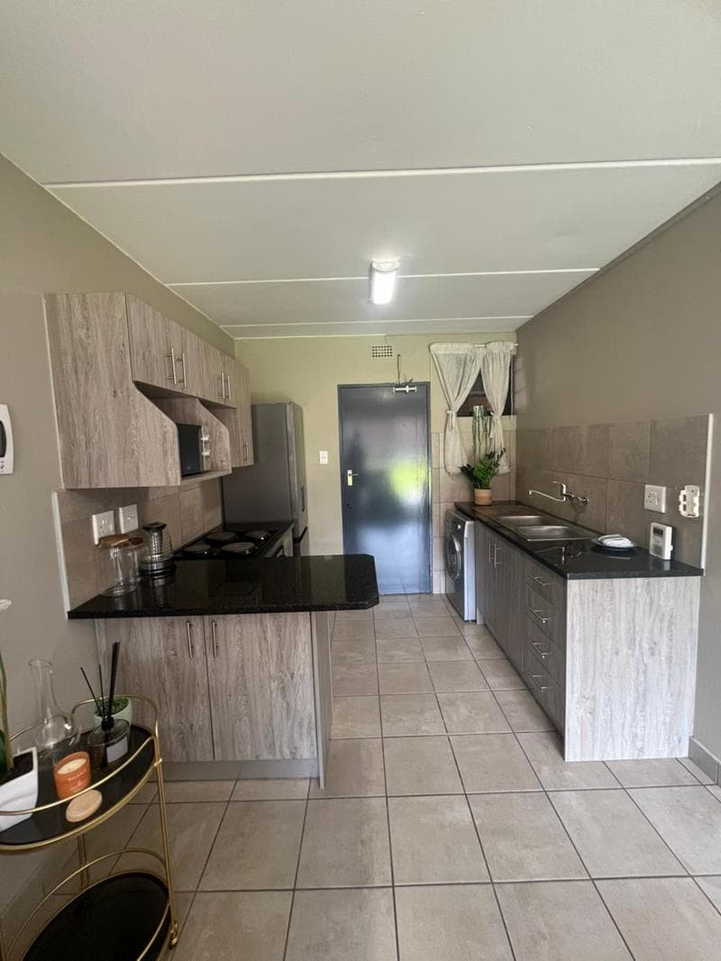 2 Bedroom Apartment in Moreleta Park