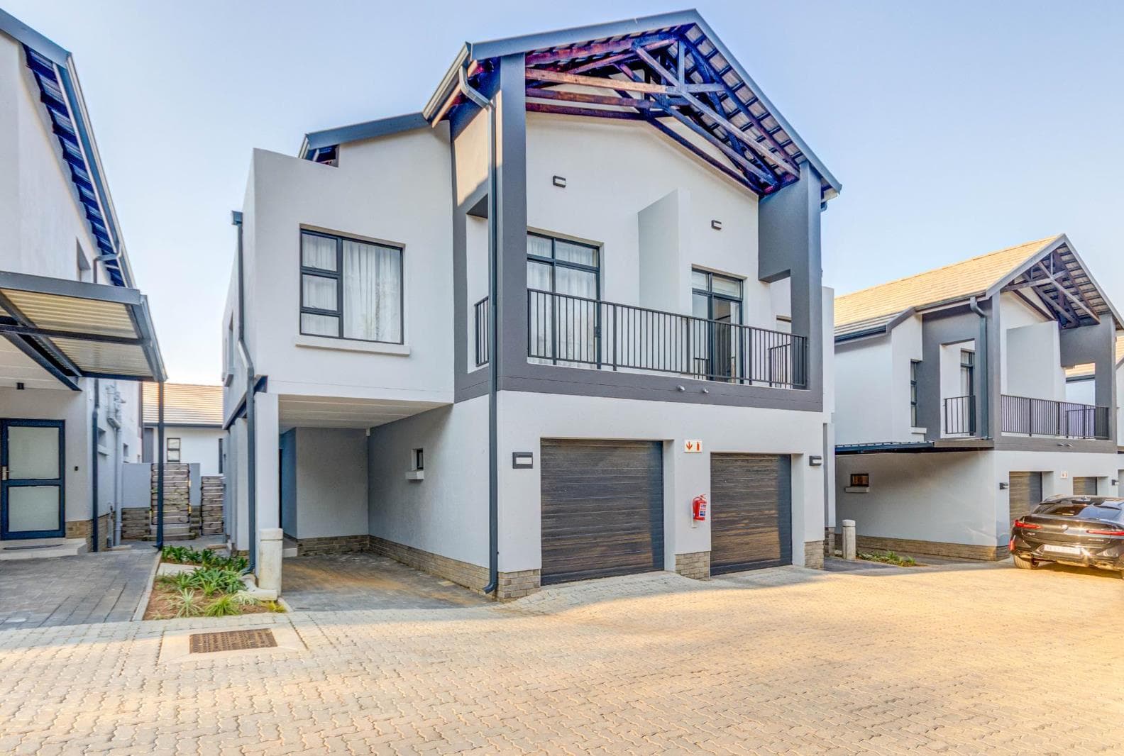 4 Bedroom Townhouse in Bryanston