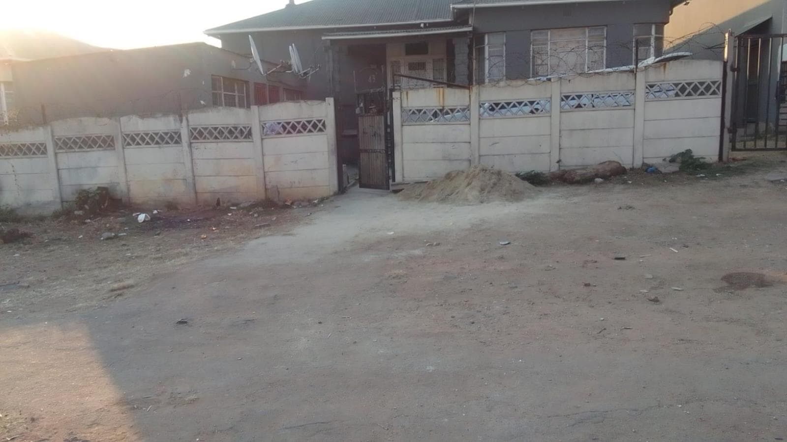 12 Bedroom House in Germiston South