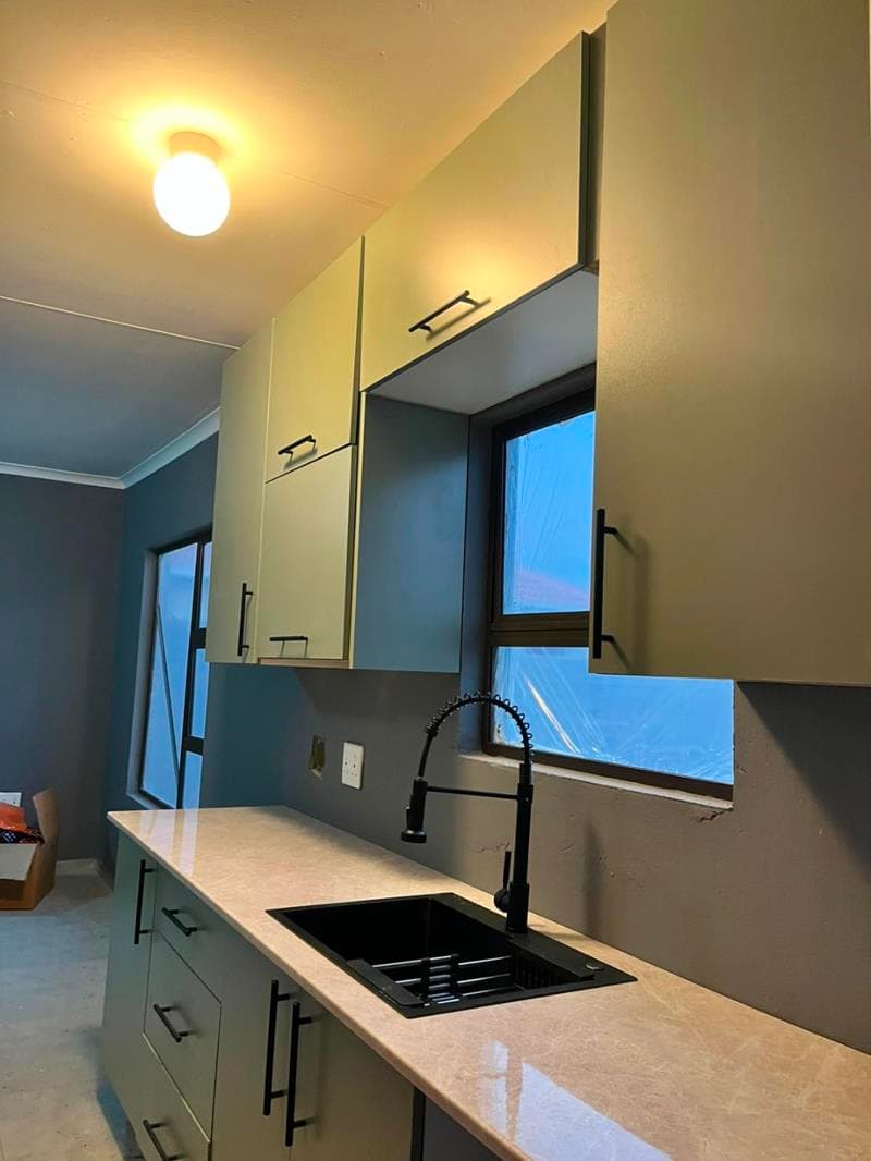 1 Bedroom Garden Cottage in Azaadville Gardens