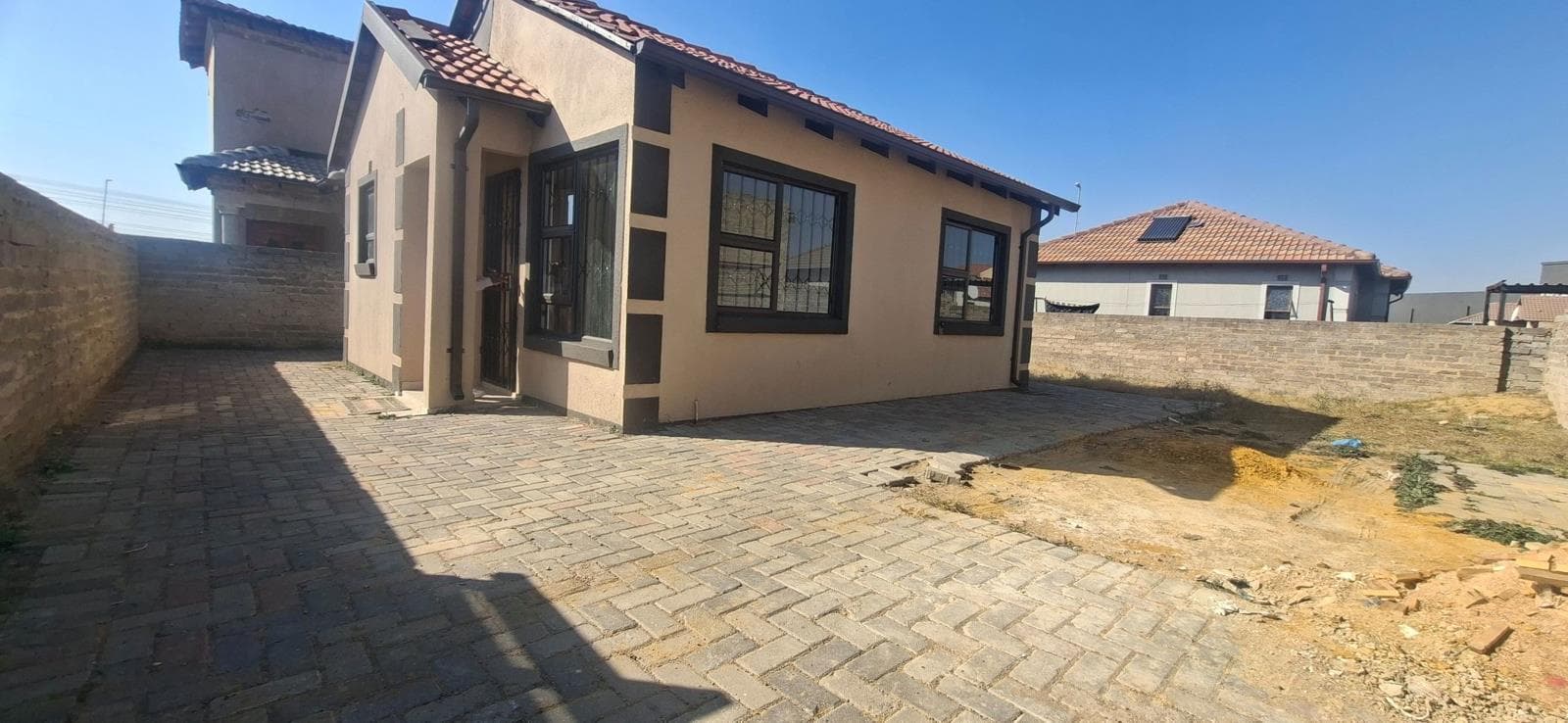 2 Bedroom House in Vereeniging Central