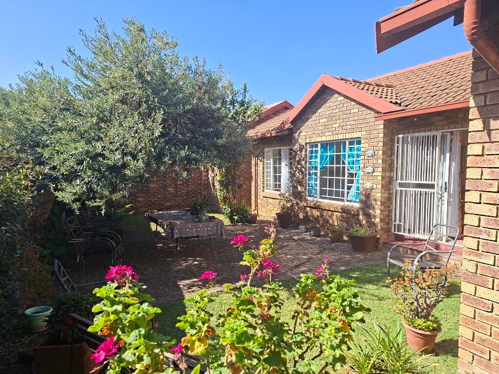 2 Bedroom Townhouse in Meyerspark