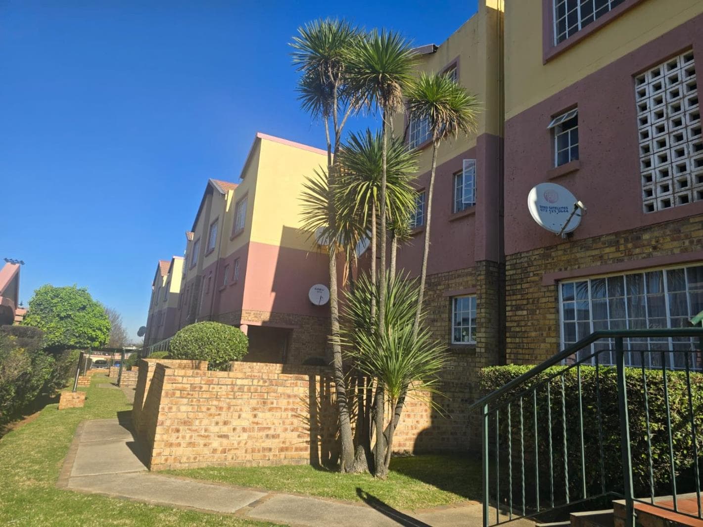 2 Bedroom Duplex in Marlands