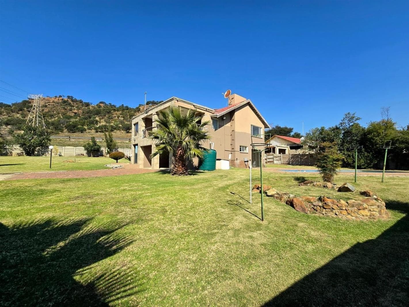 4 Bedroom House in Linmeyer