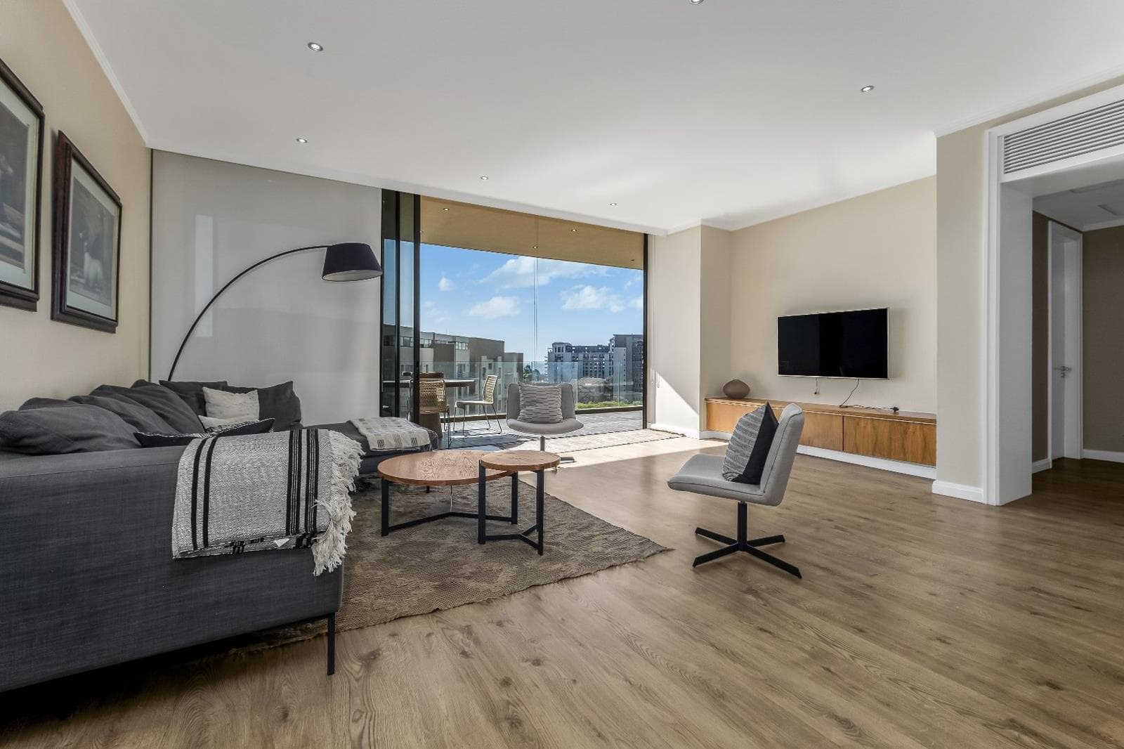 2 Bedroom Apartment in Morningside
