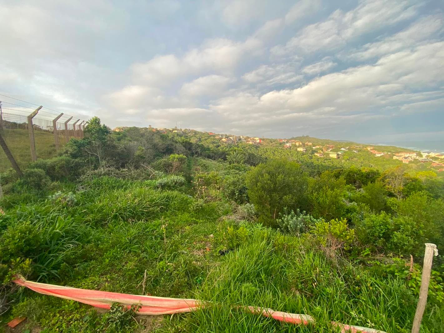 934 m² Land available in Blue Horizon Bay