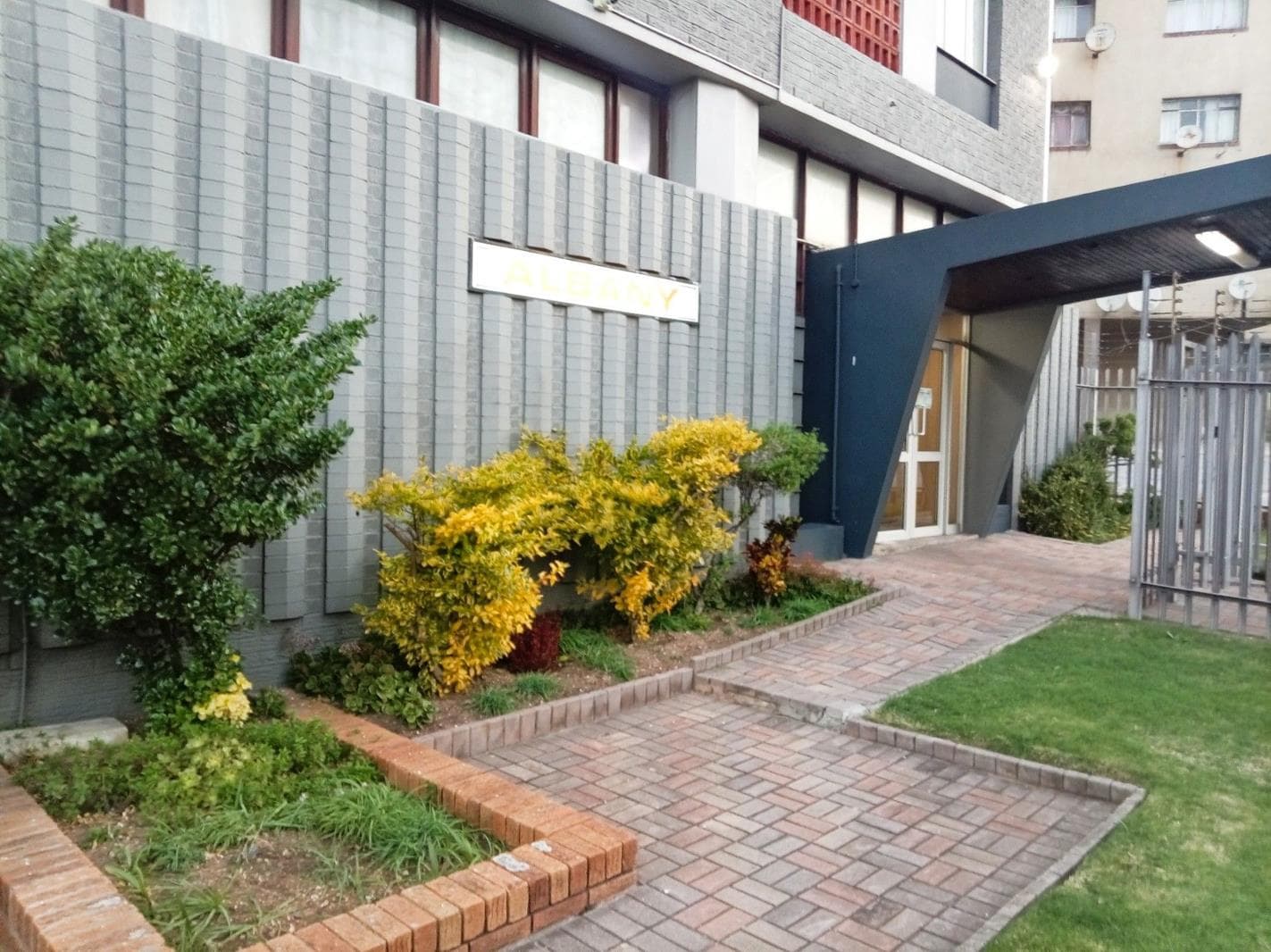 1 Bedroom Apartment in Port Elizabeth Central
