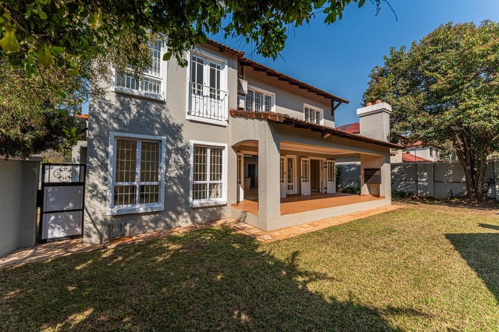 12 Bedroom House in Menlo Park
