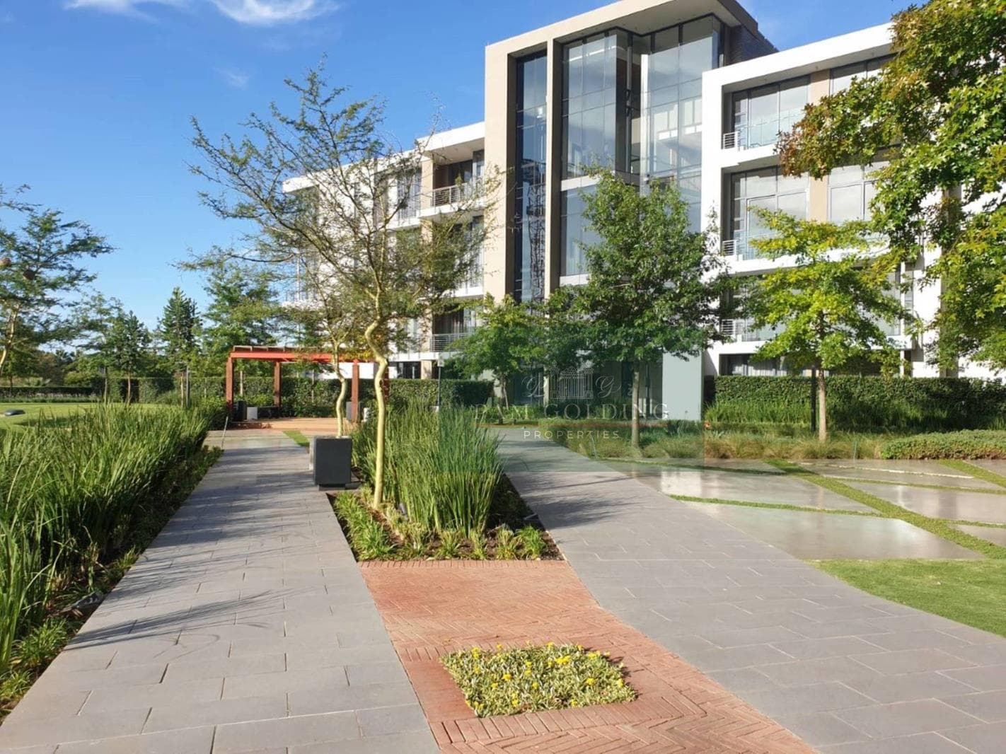 2 Bedroom Apartment in Menlyn