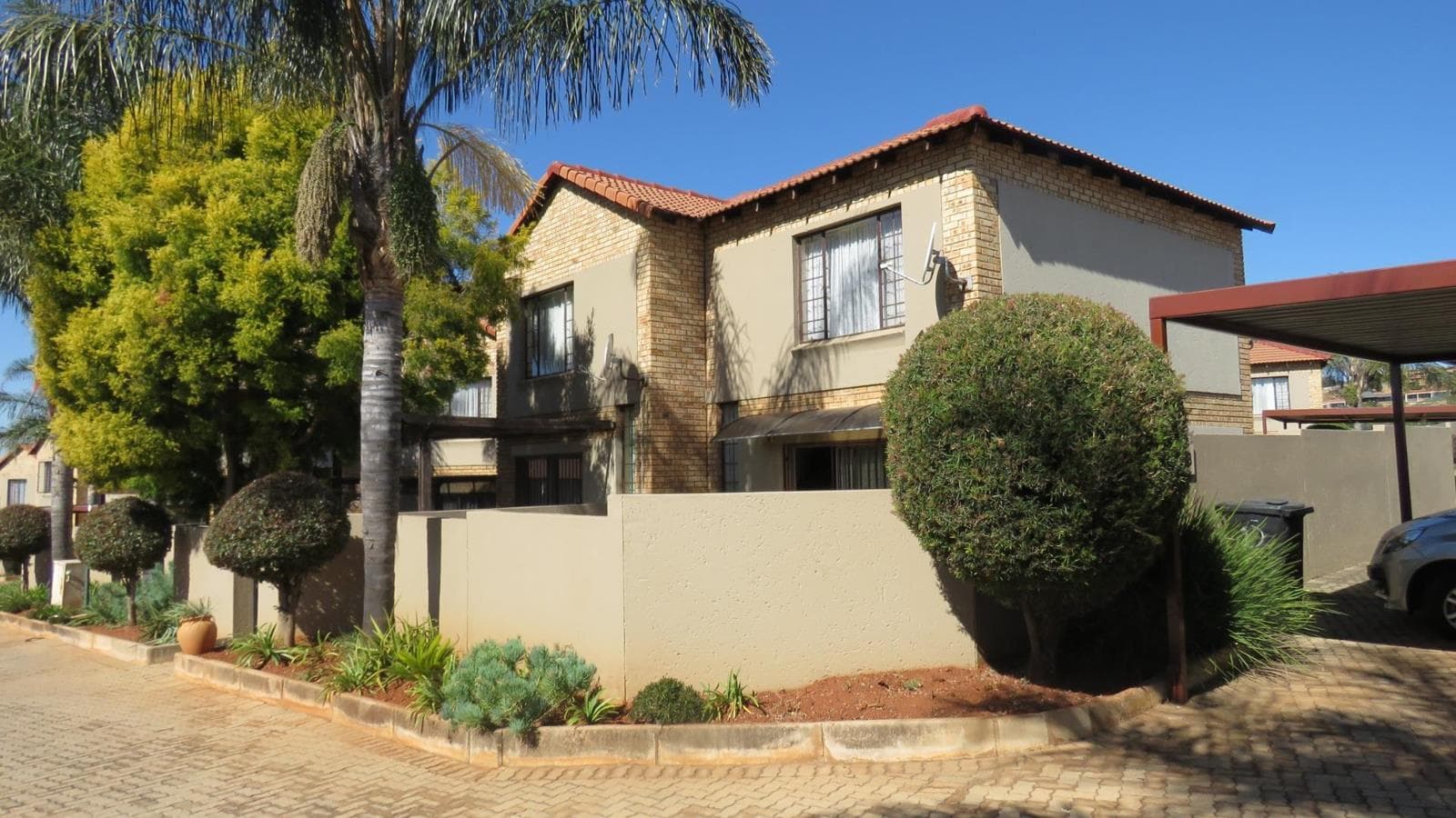 2 Bedroom Townhouse in Rangeview