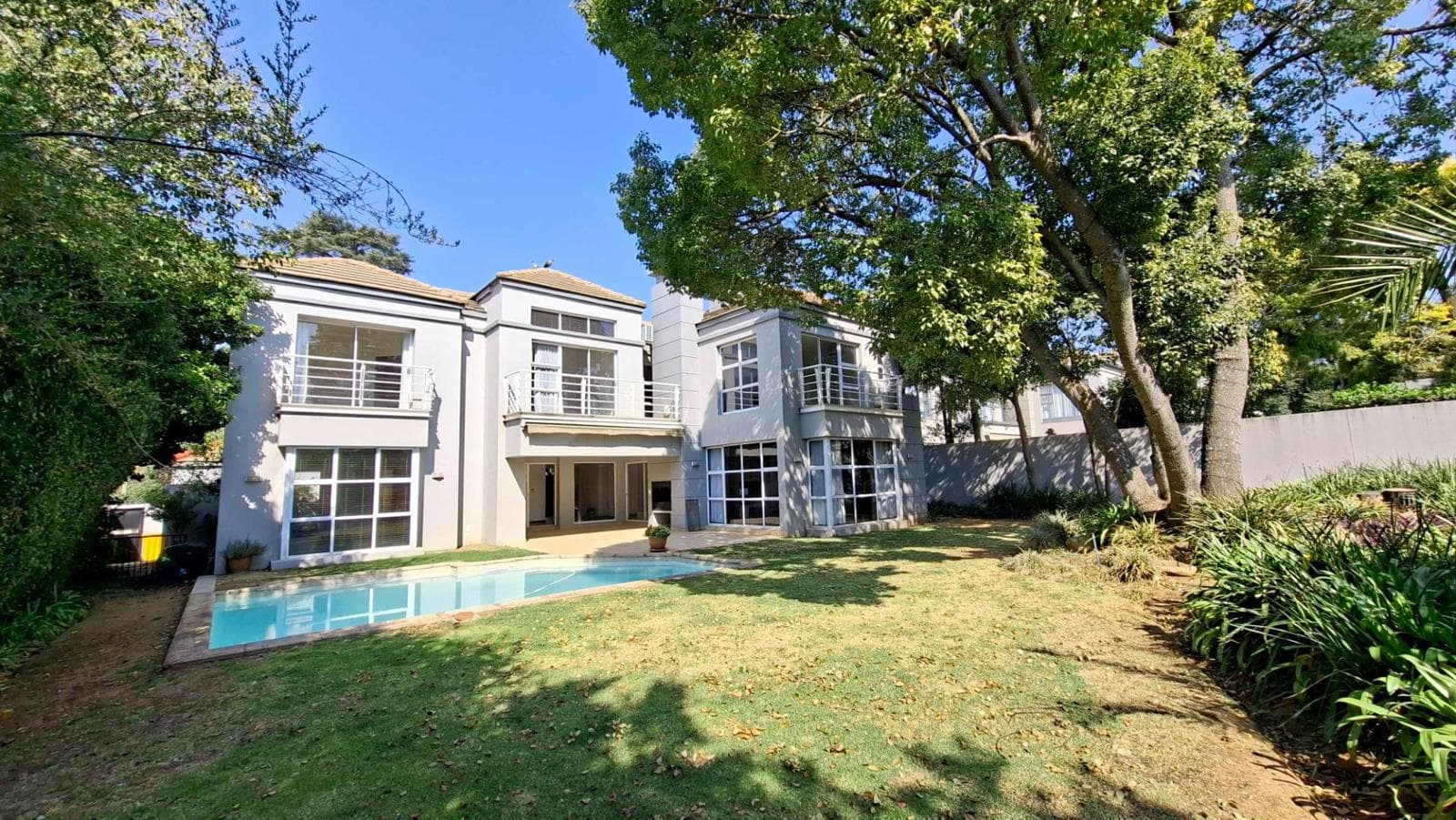 3 Bedroom Townhouse in Morningside