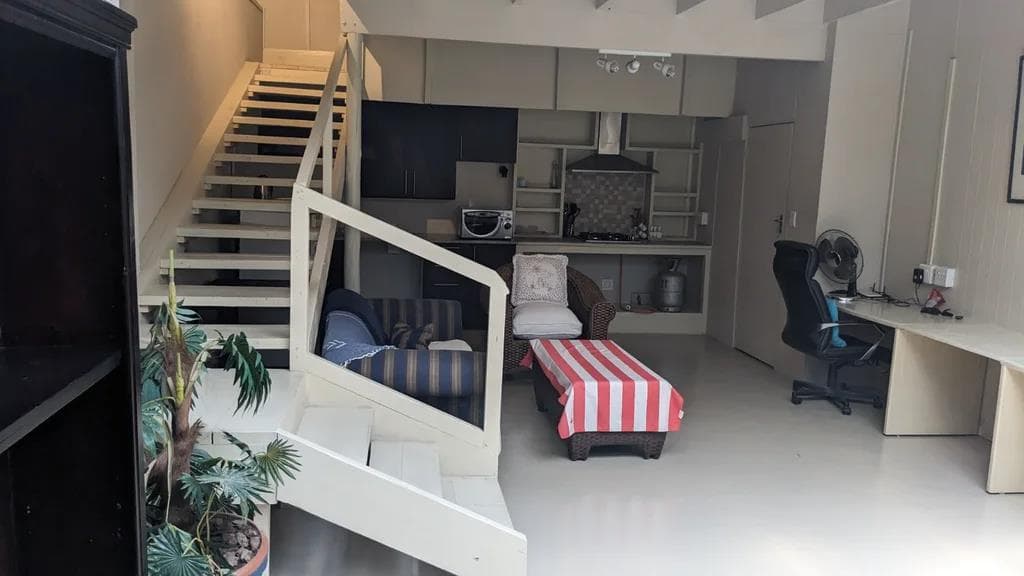 1 Bedroom Garden Cottage in Woodmead