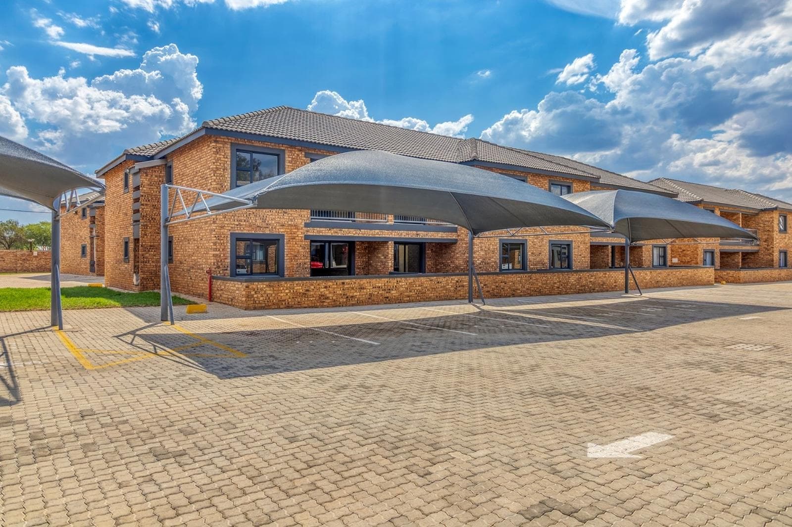 3 Bedroom Apartment in Cloverdene