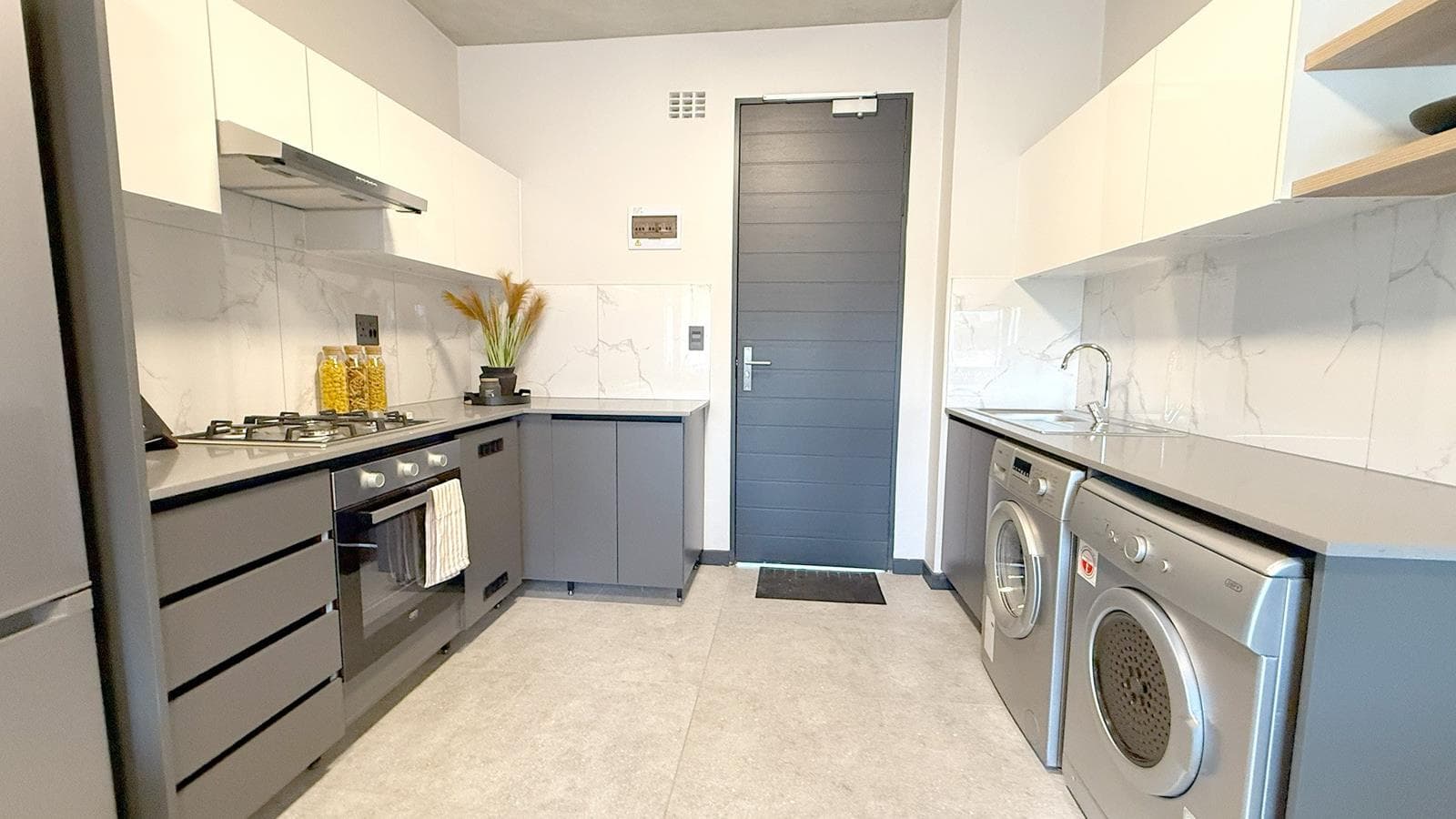 1 Bedroom Apartment in Treesbank AH