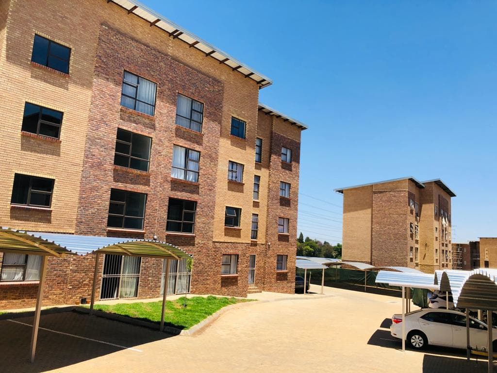 2 Bedroom Flat in Erasmuskloof