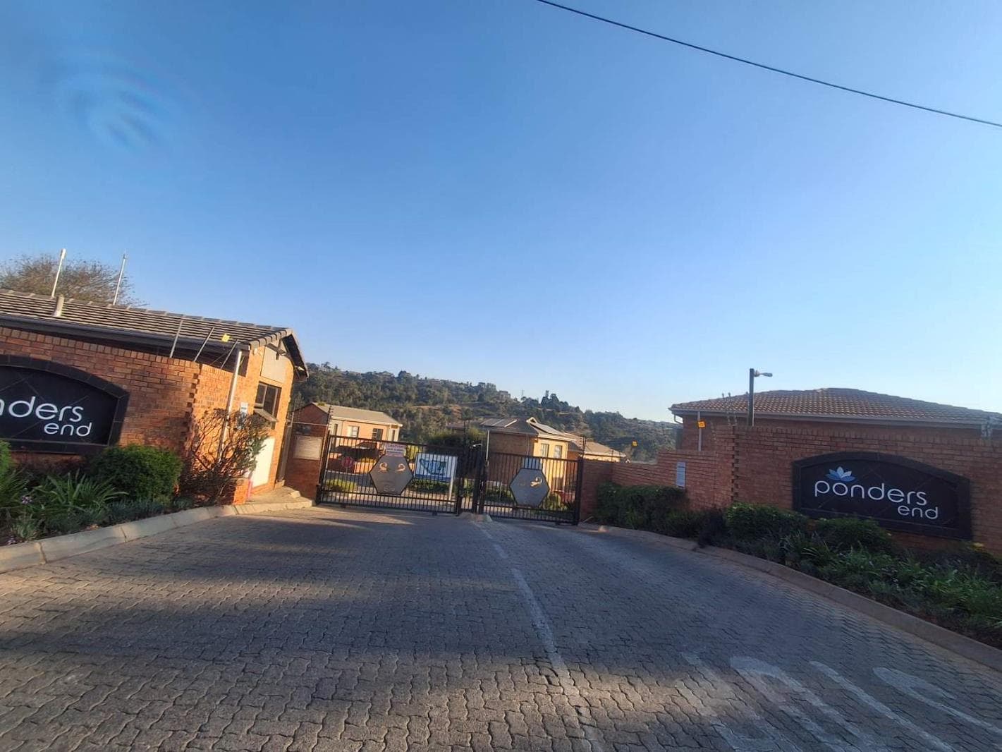 3 Bedroom Townhouse in Helderkruin
