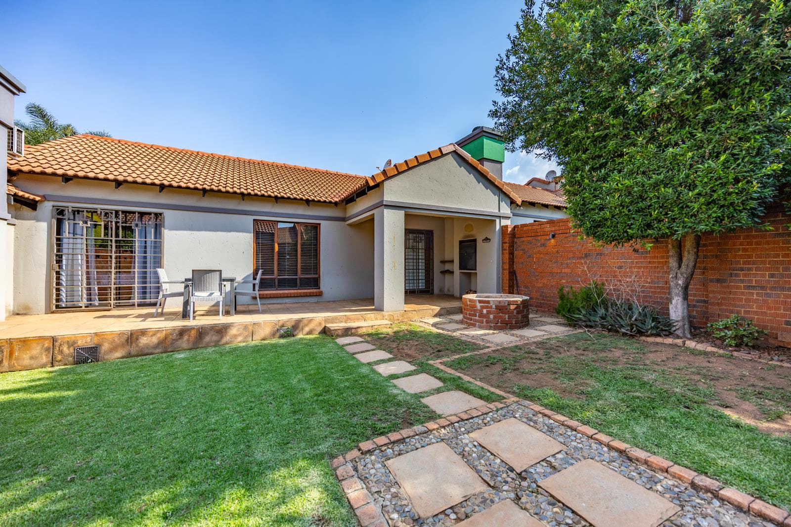 2 Bedroom Townhouse in Moreleta Park