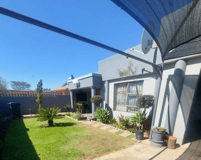 3 Bedroom House in Tembisa Central