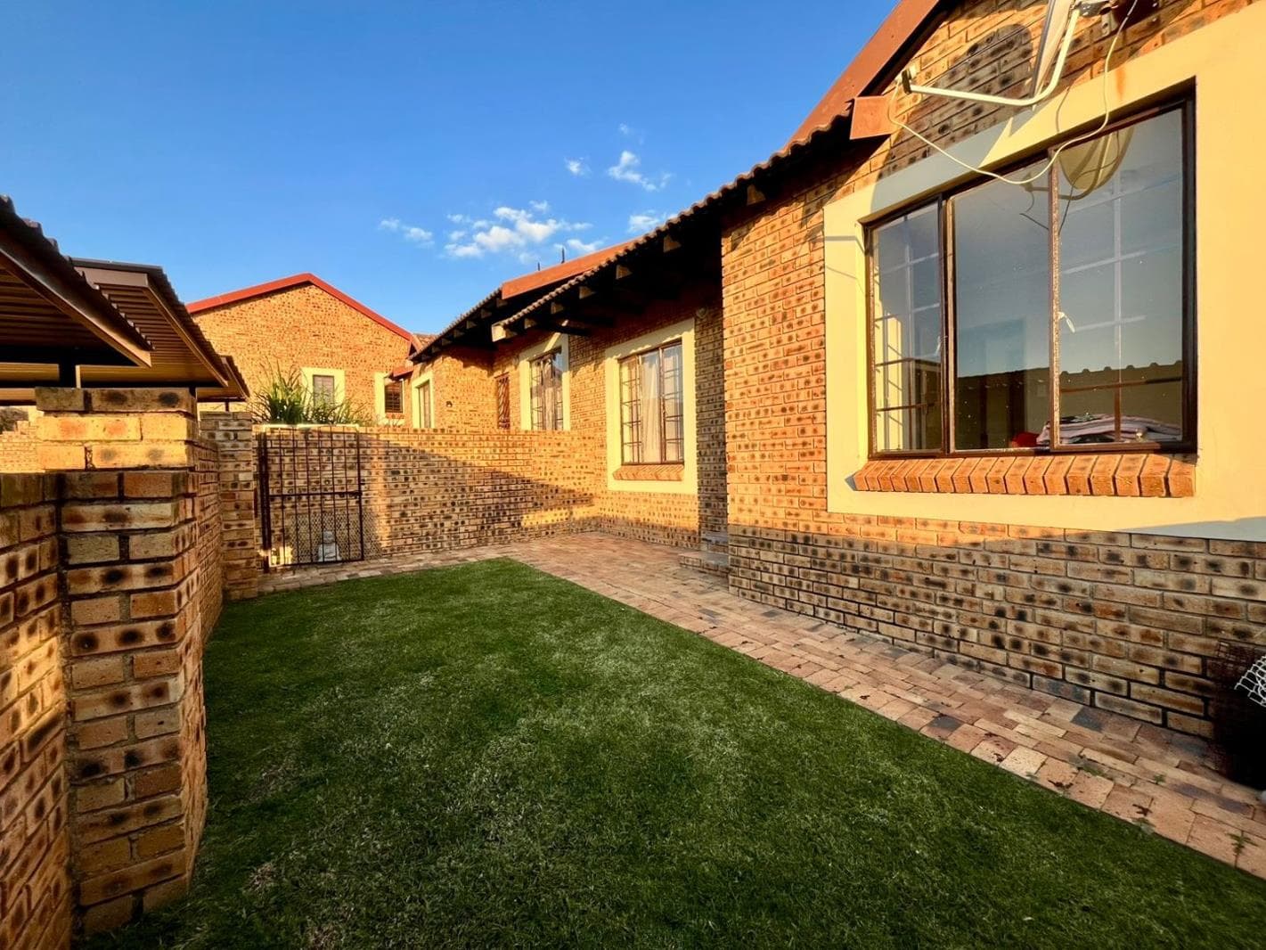 2 Bedroom Apartment in Honeydew Manor