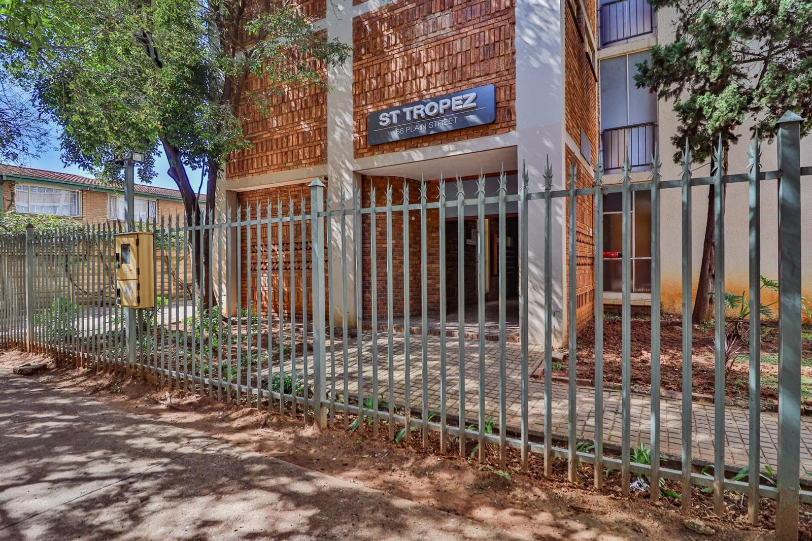 2.5 Bedroom Apartment in Sunnyside