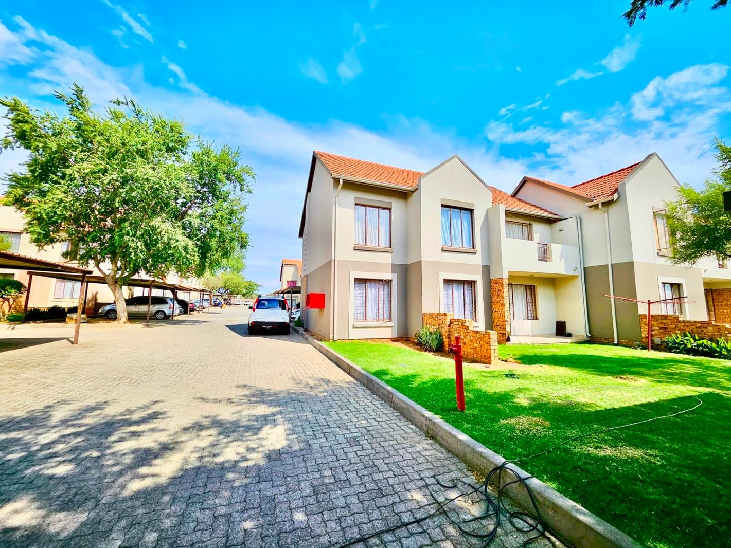1 Bedroom Townhouse in Esther Park