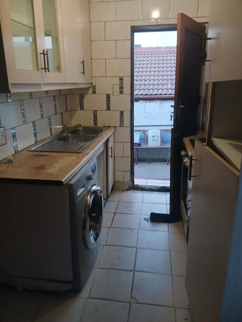 2 Bedroom House in Alexandra