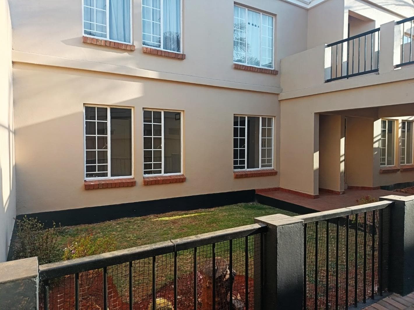 2 Bedroom Apartment in Rayton