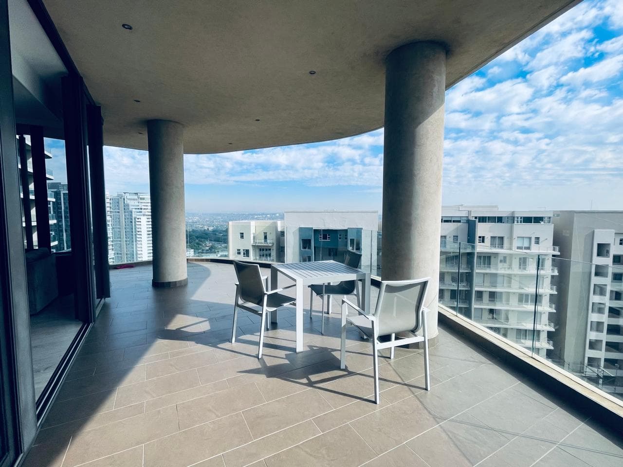 2 Bedroom Apartment in Morningside