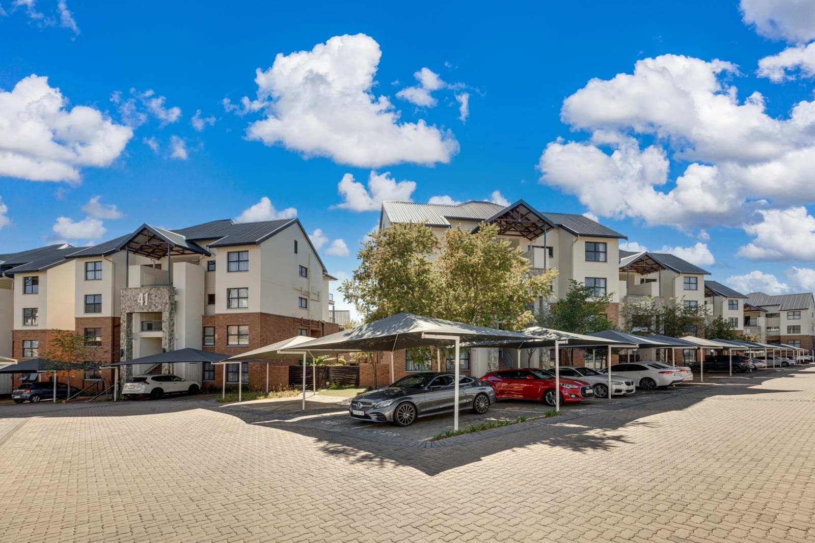 2 Bedroom Apartment in Kyalami Hills