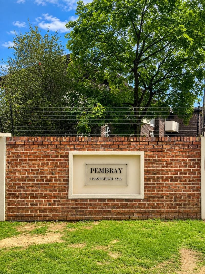 1 Bedroom Flat in Sandton Central