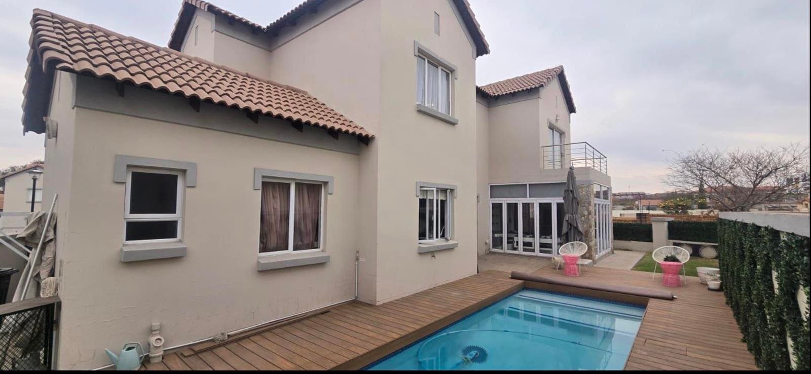 3 Bedroom Apartment in Blue Valley Golf Estate