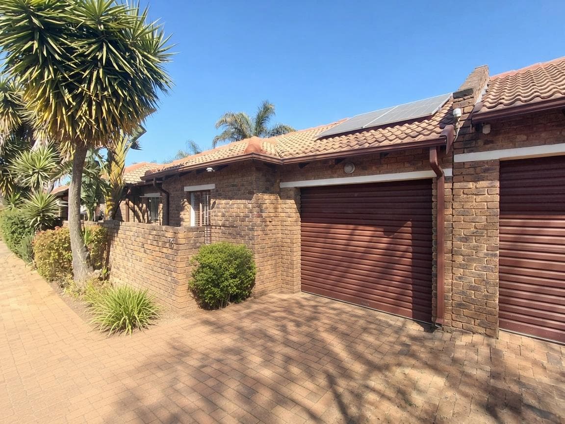 2 Bedroom Townhouse in Honeydew Manor