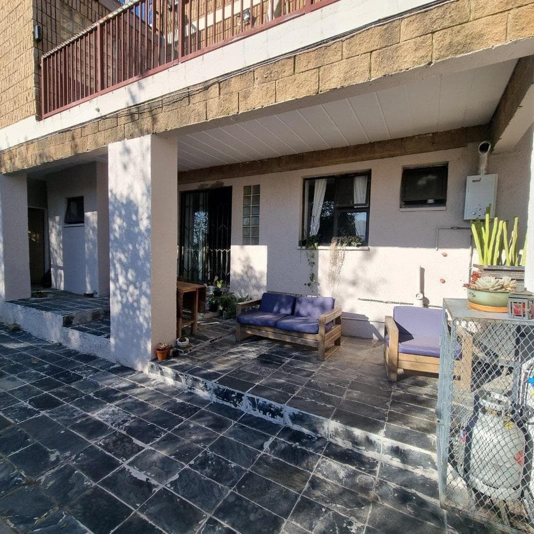 1 Bedroom Apartment in Helderkruin
