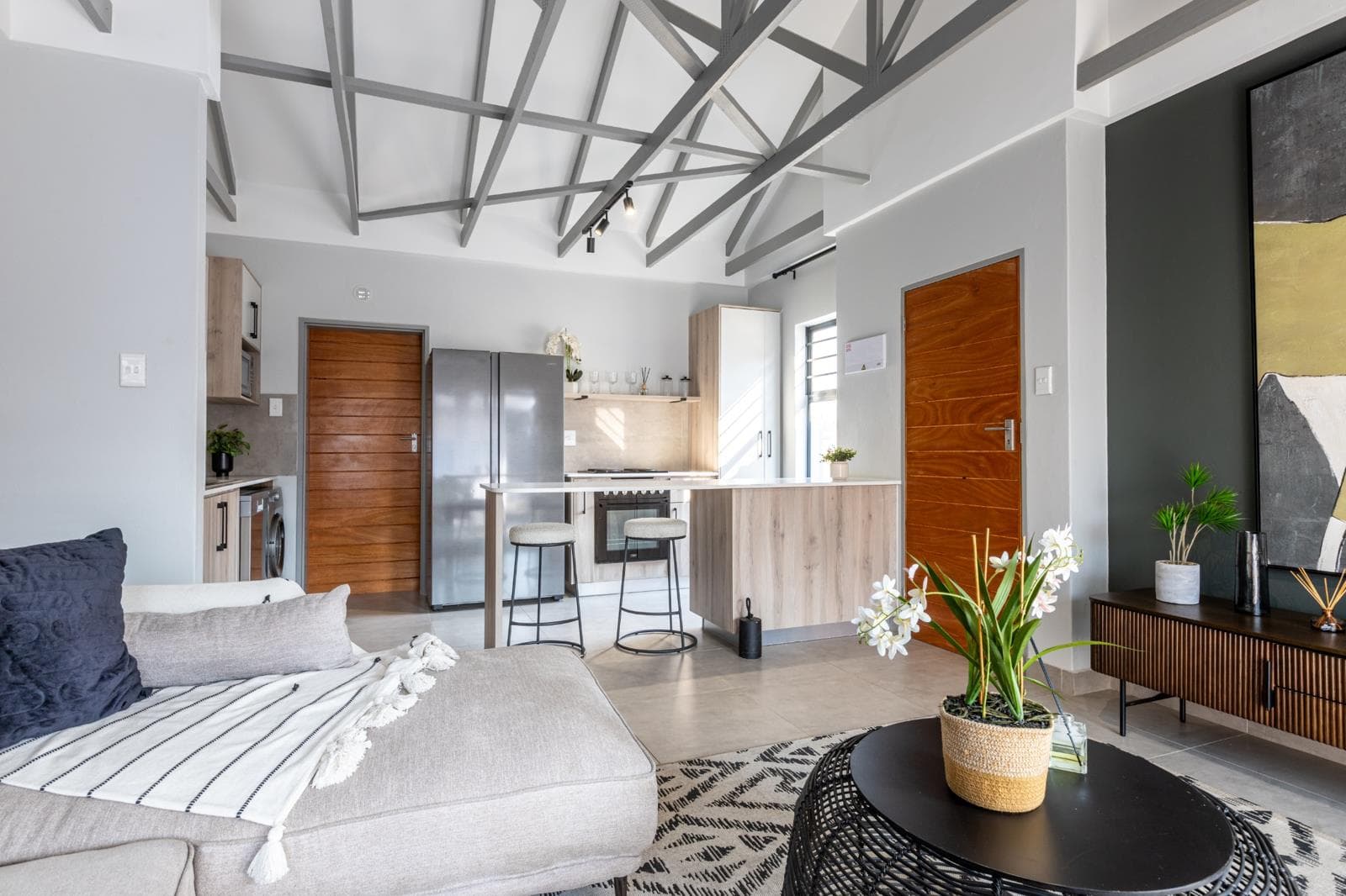 3 Bedroom Simplex in Heuweloord